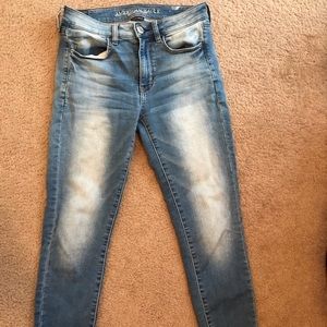Light Wash High Waisted Jeans